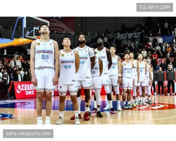 团队配合型球队应对策略 山东多样进攻破整体防守